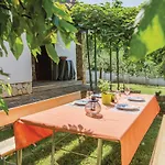 Apartman Two-bedroom In Radmani